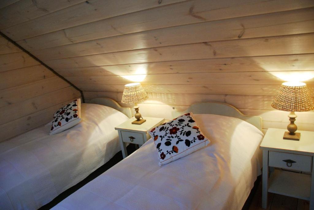 Stoczek 1929 Bed and Breakfast Białowieża Δωμάτιο φωτογραφία